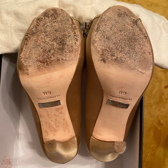 Tan/Gold Badly Mischka Mp2005 Formslag Platforms - Picture 3 of 4